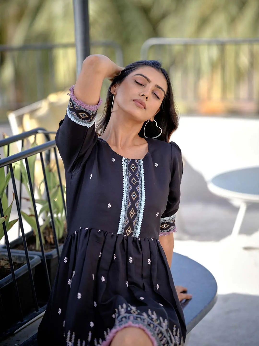 Black heavy rayon tunic for women - side view