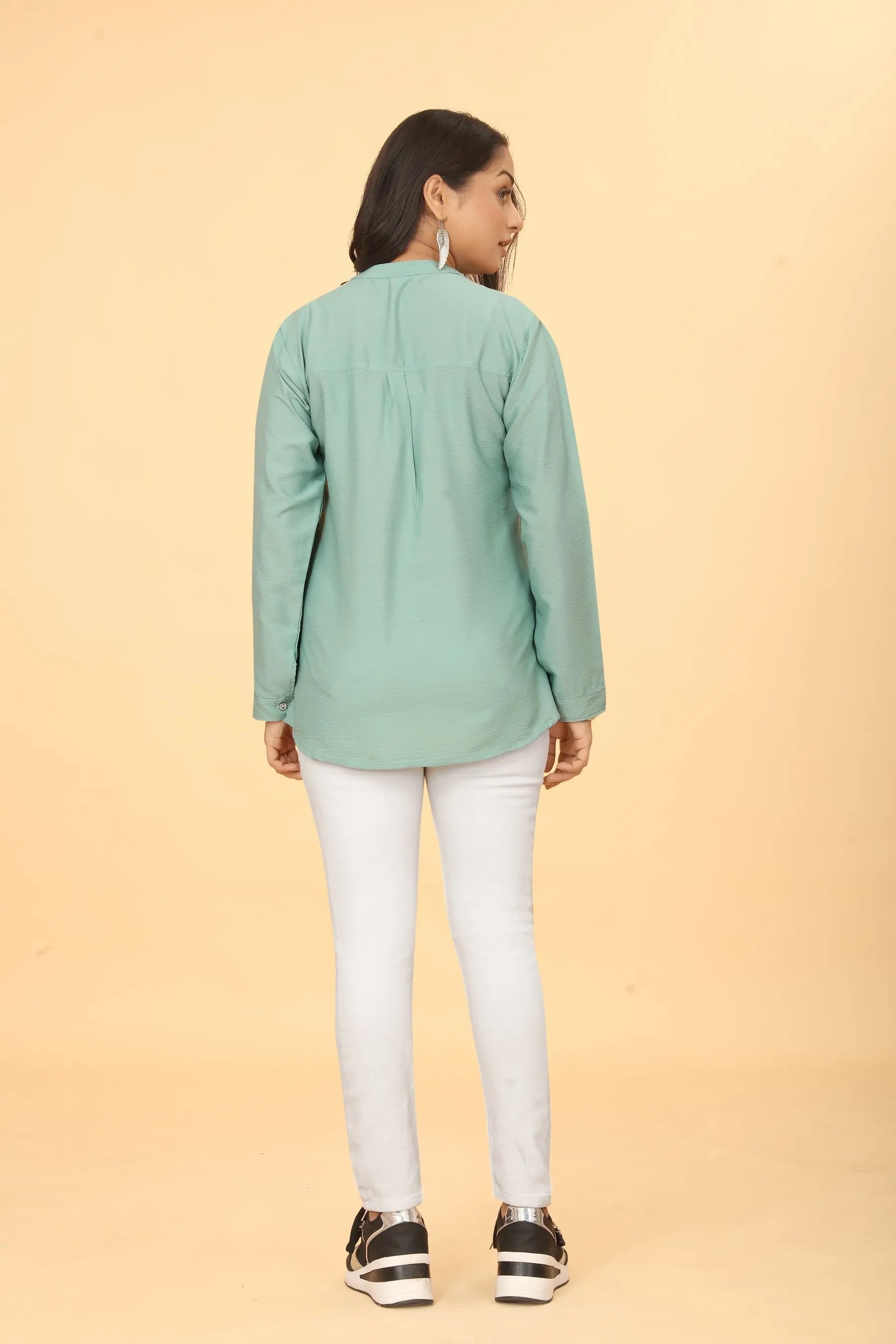 Green cotton tunic for women - pocket detail
