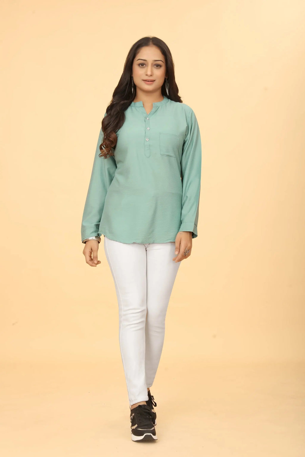 Green cotton tunic for women - styled look