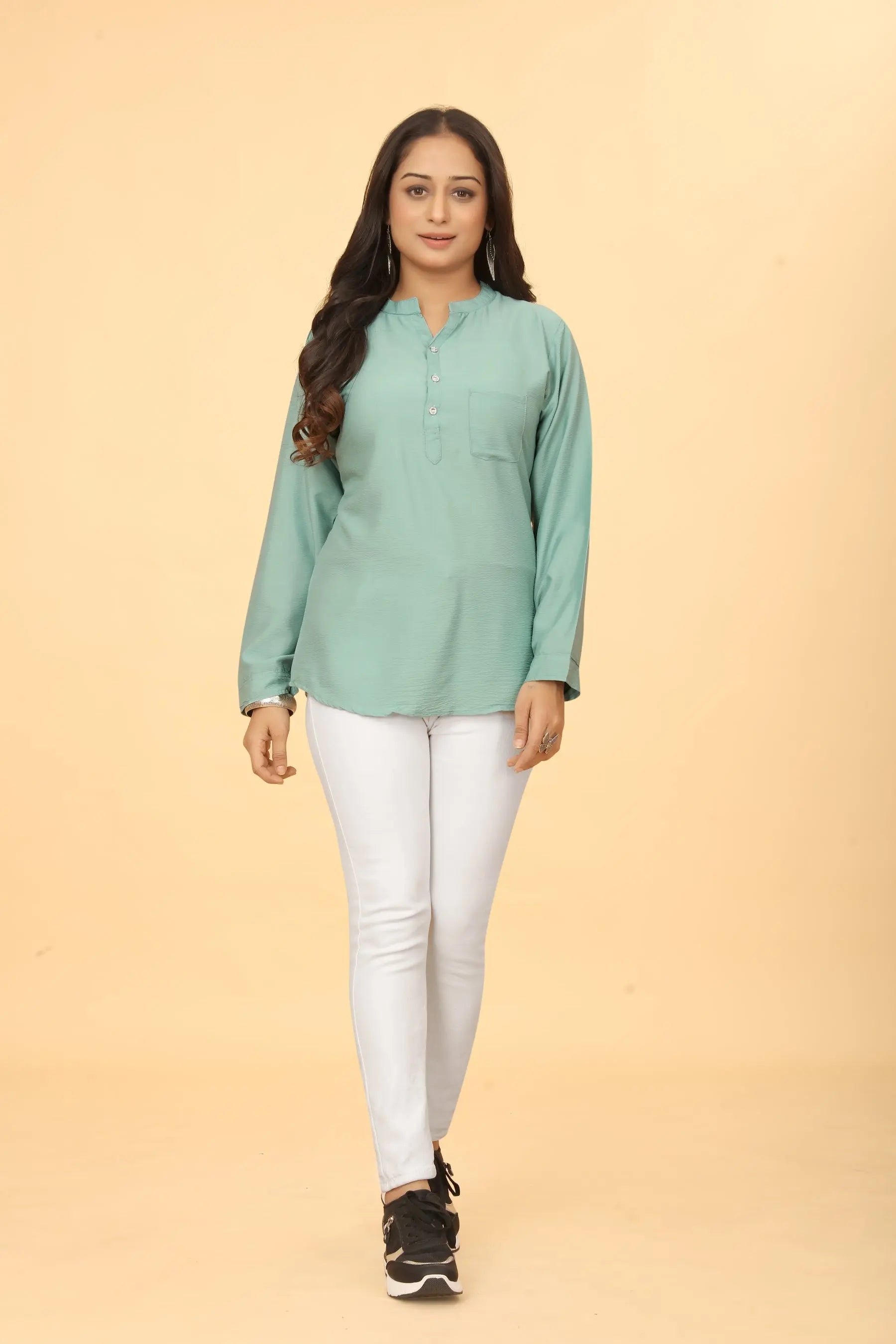 Green cotton tunic for women - styled look
