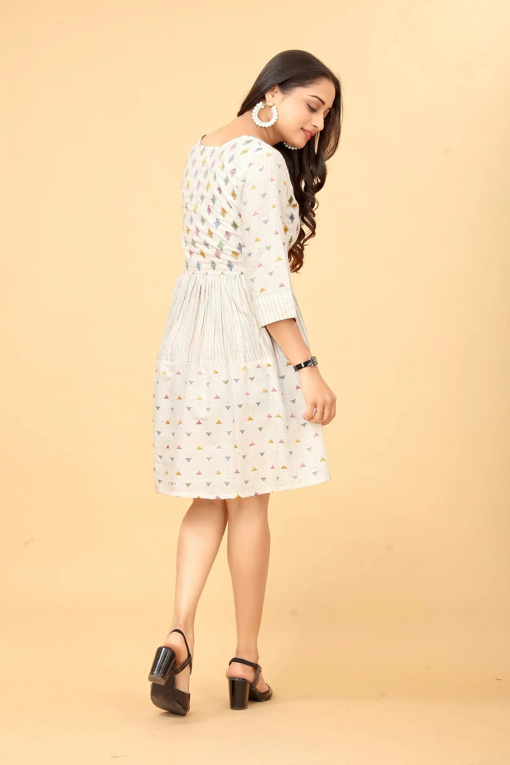 White rainbow print tunic for women - side view