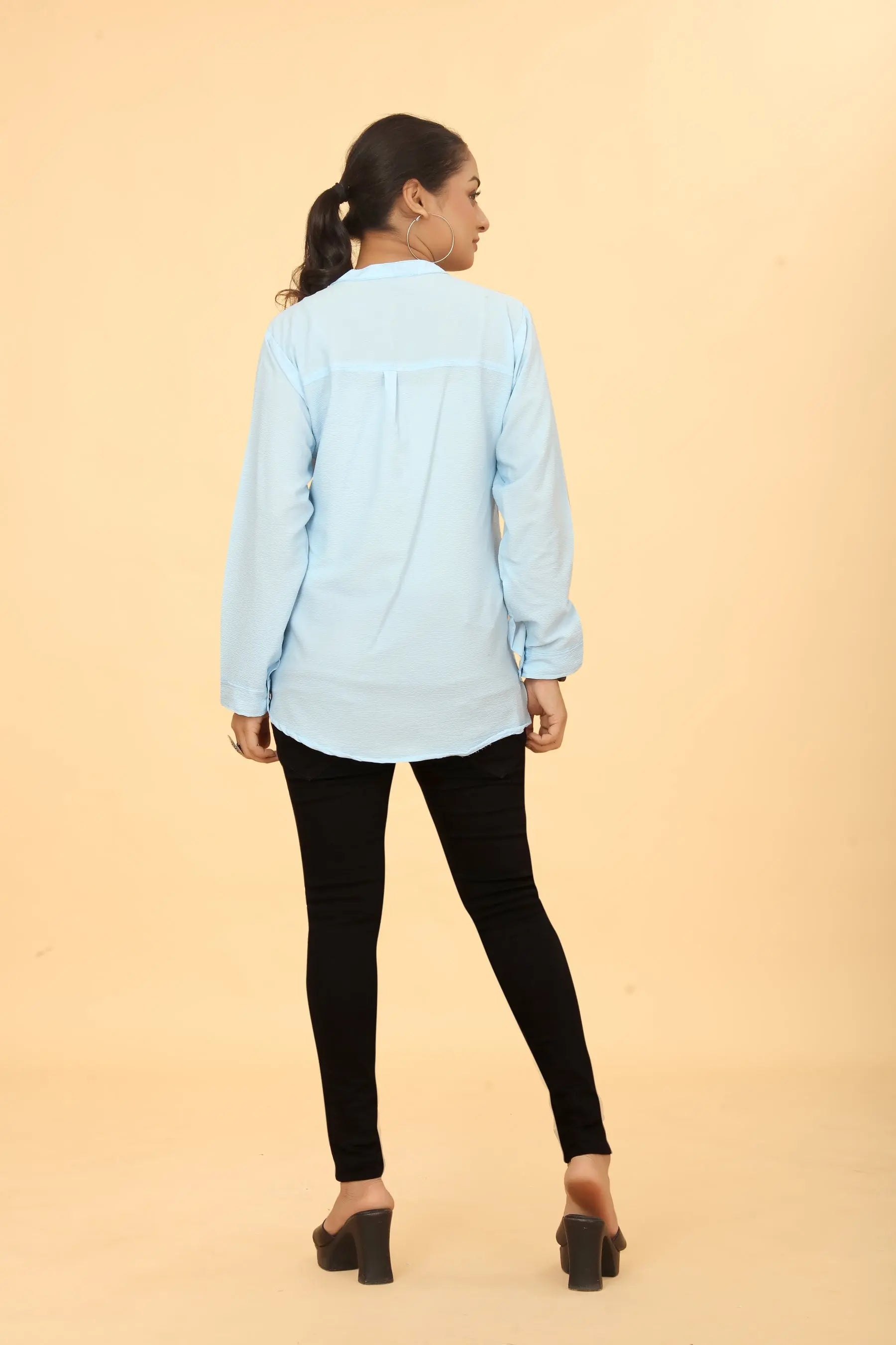 Sky blue cotton tunic for women - pocket detail