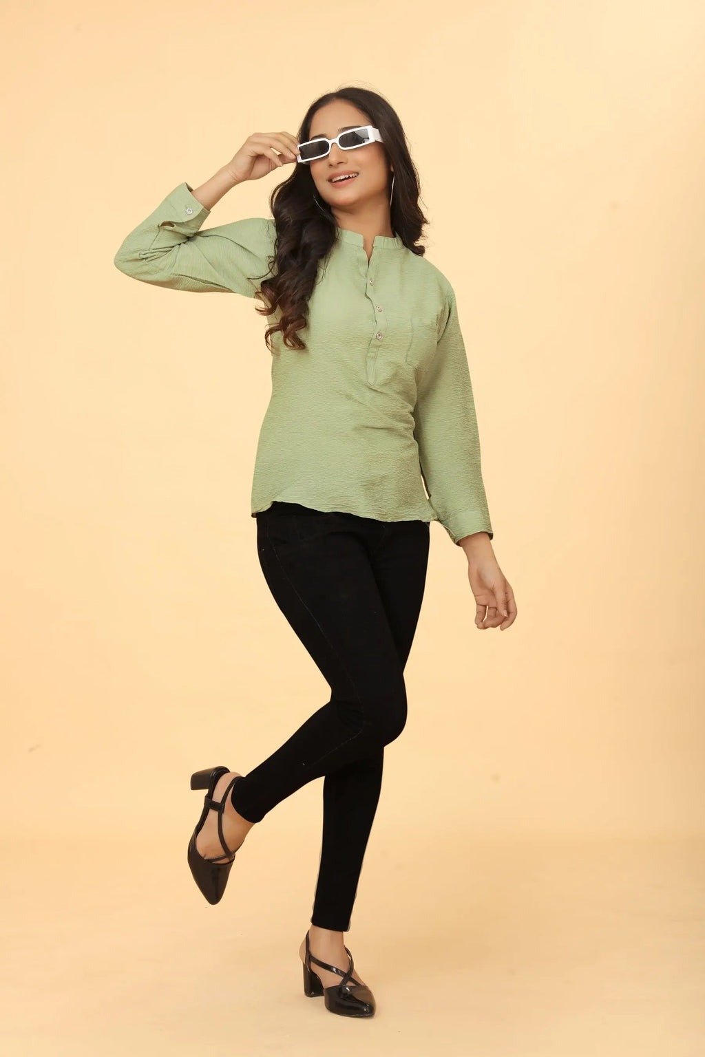 Pista green cotton tunic for women - pocket detail