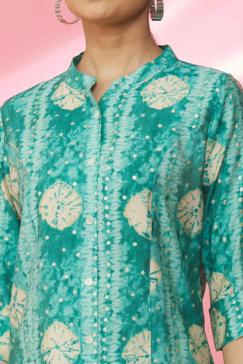 Green rayon shirt for women - fabric print detail